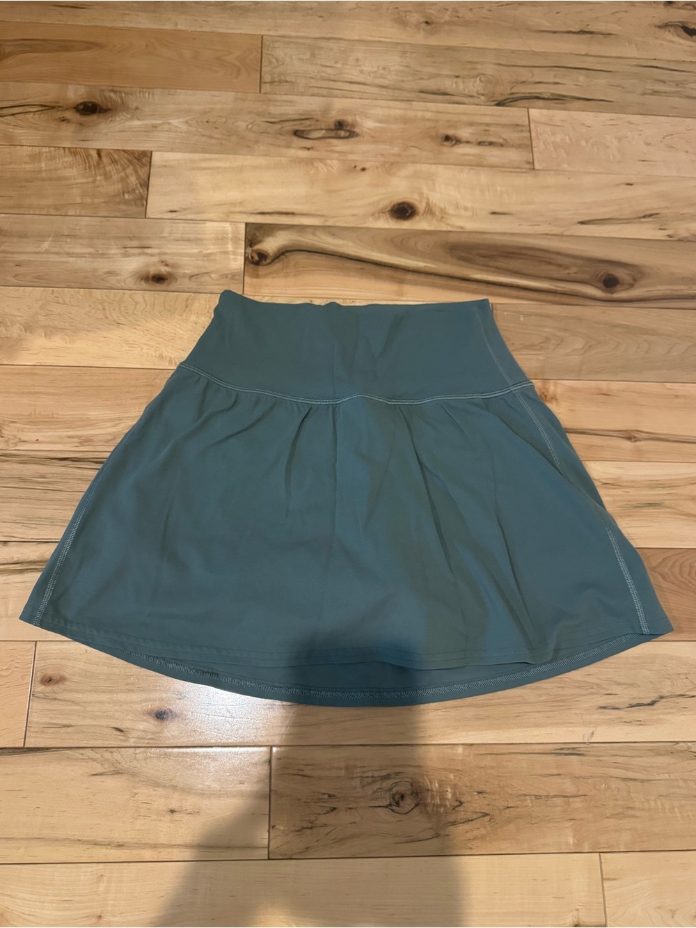 Lululemon Align High Rise Skirt in Grey Eucalyptus Size 6 - Picture 5 of 9